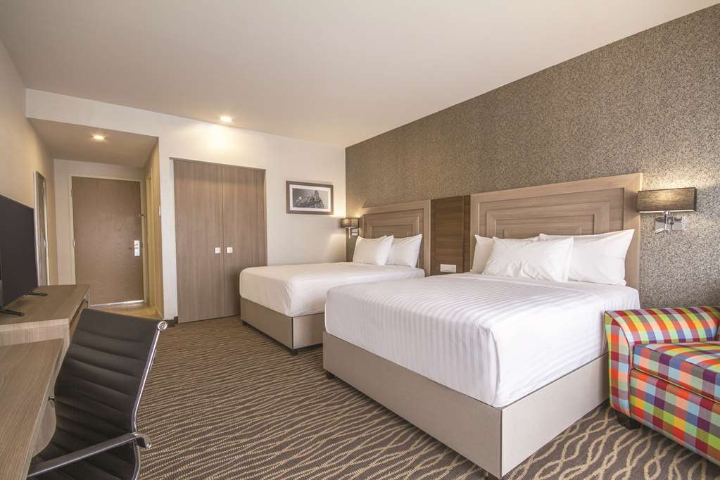 Hilton Garden Inn Leon Poliforum Szoba fotó